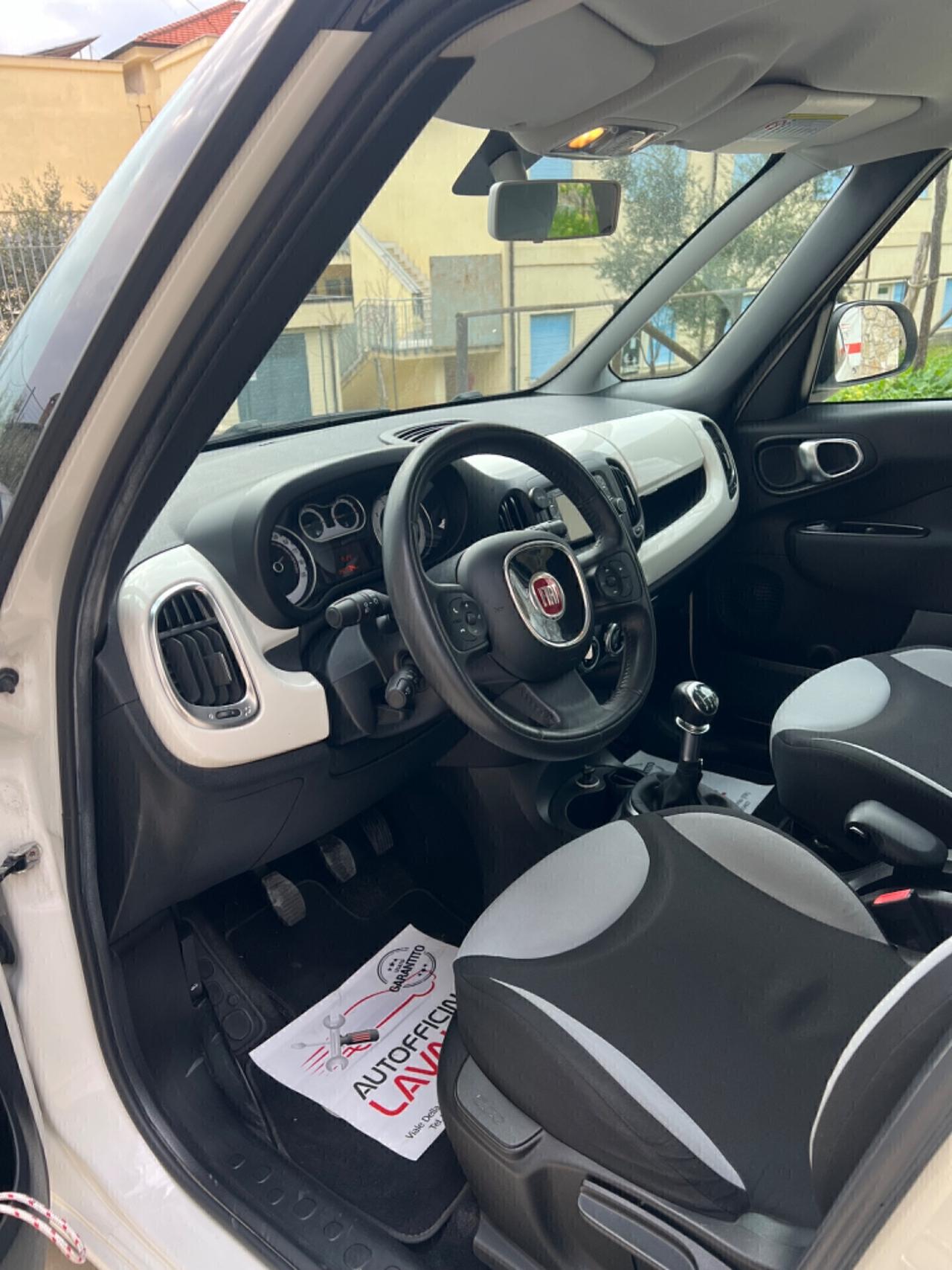 Fiat 500L Living 0.9 TwinAir Turbo Natural Power Lounge