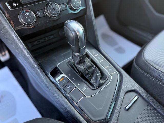 VOLKSWAGEN Tiguan 2.0 TDI DSG R-LINE GARANZIA Iva esp