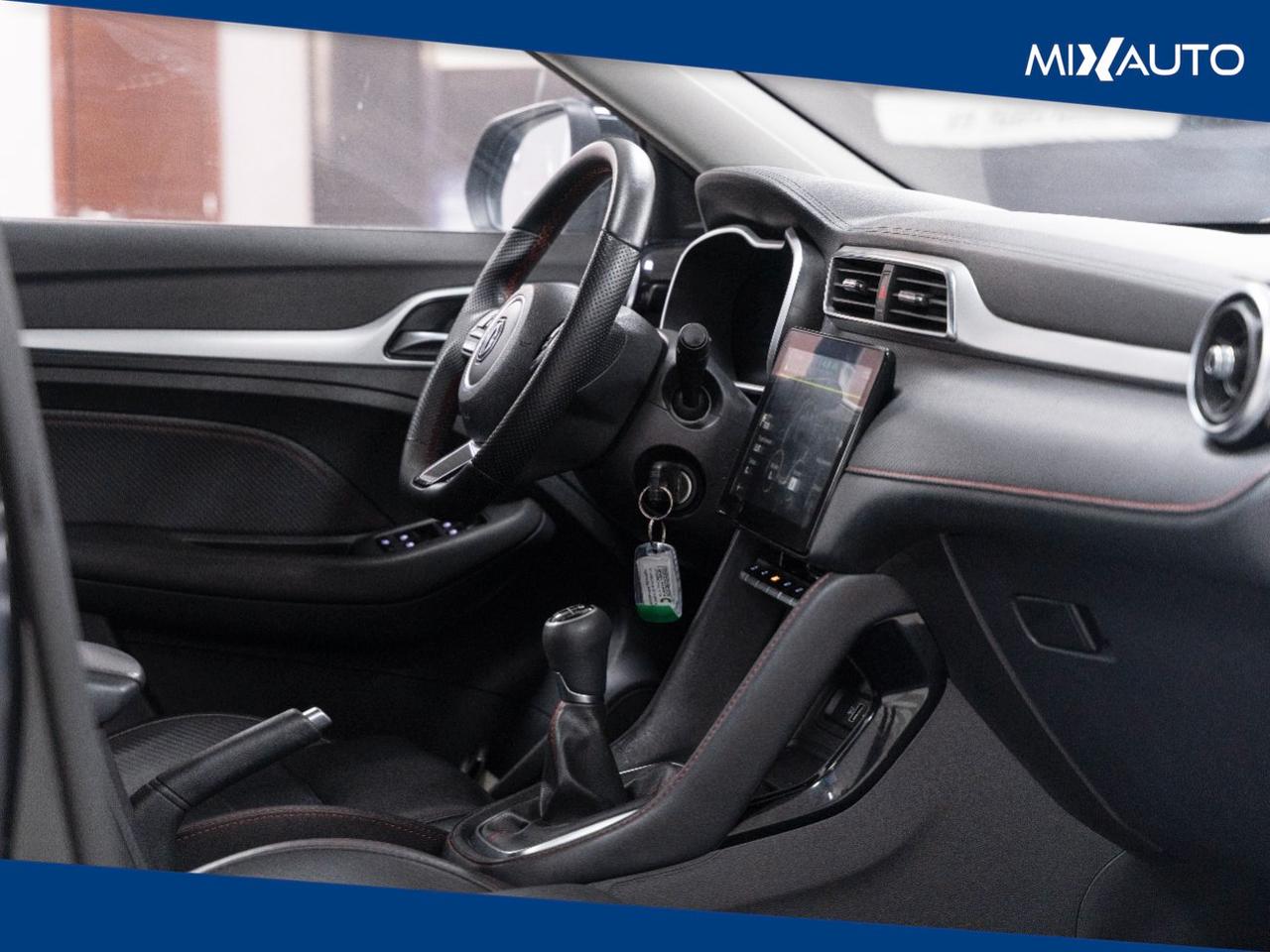 MG ZS 1.5L 5MT Luxury