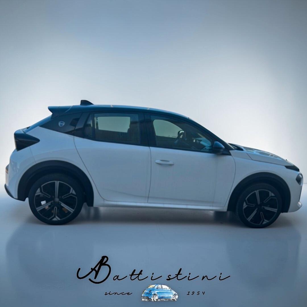 Lancia Ypsilon Hybrid e-DCT