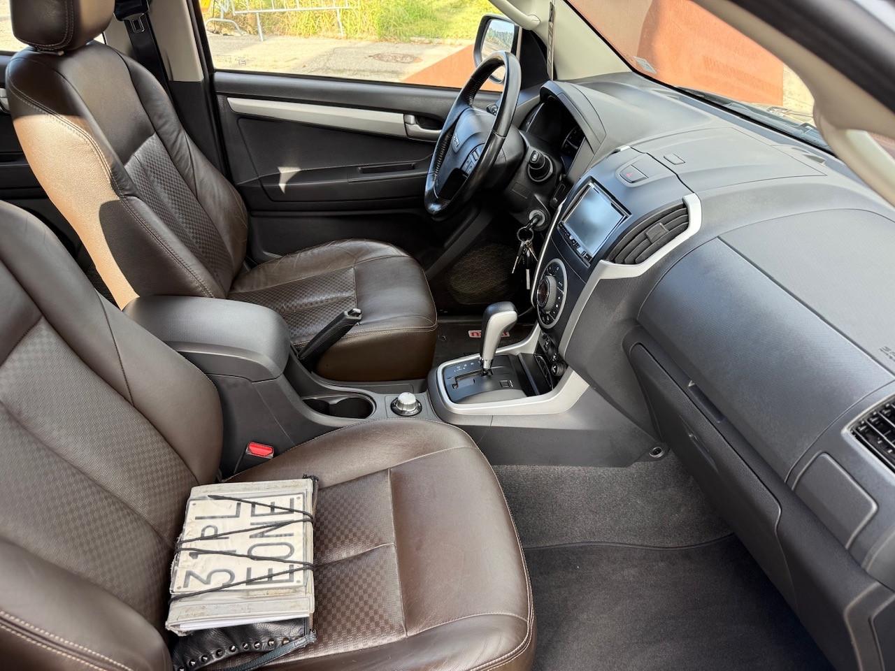 Isuzu D-Max 2.5 LS Quasar KM 79.000