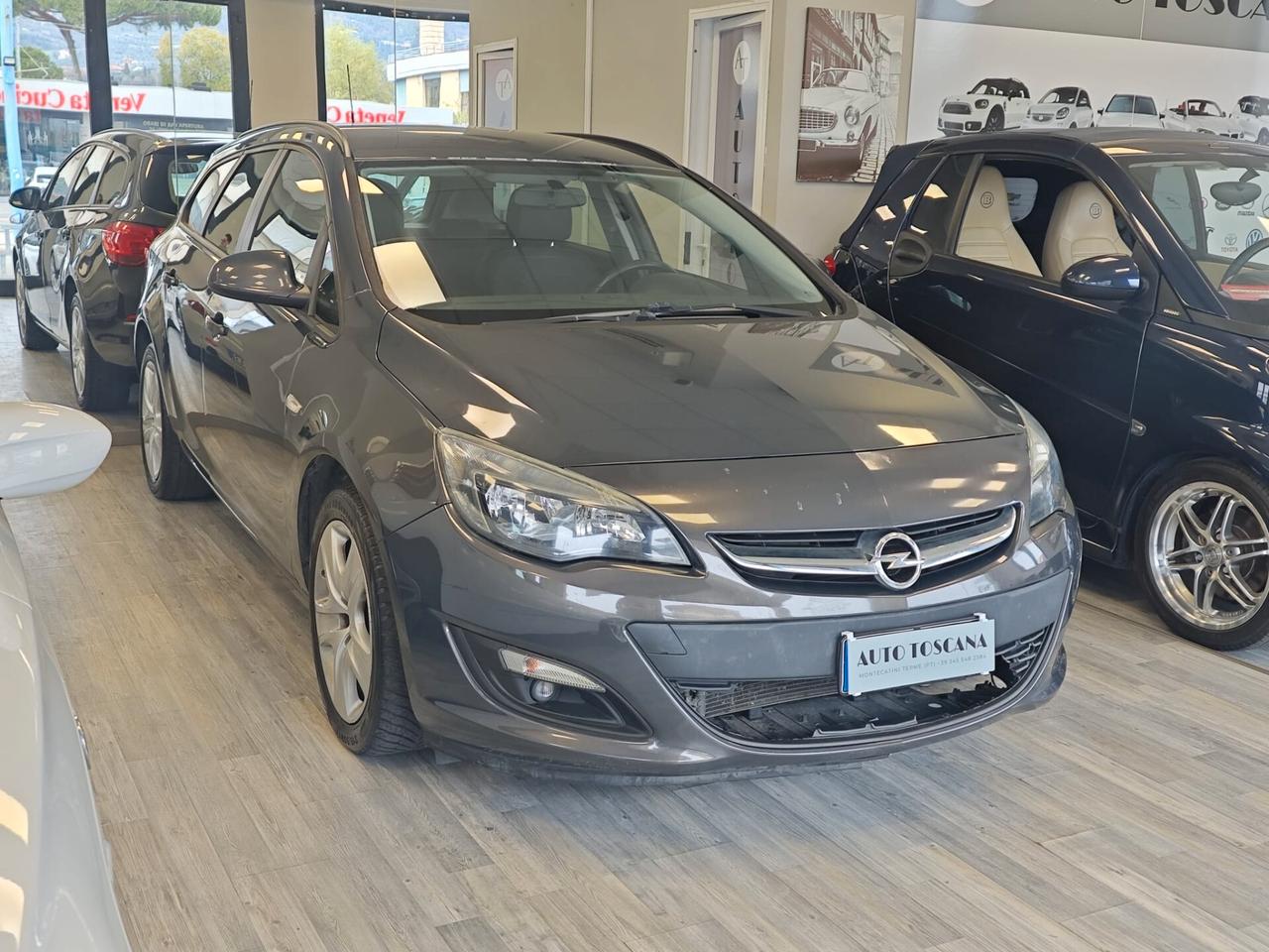 Opel Astra 1.4 Turbo 140CV Sports Tourer GPL Tech Cosmo