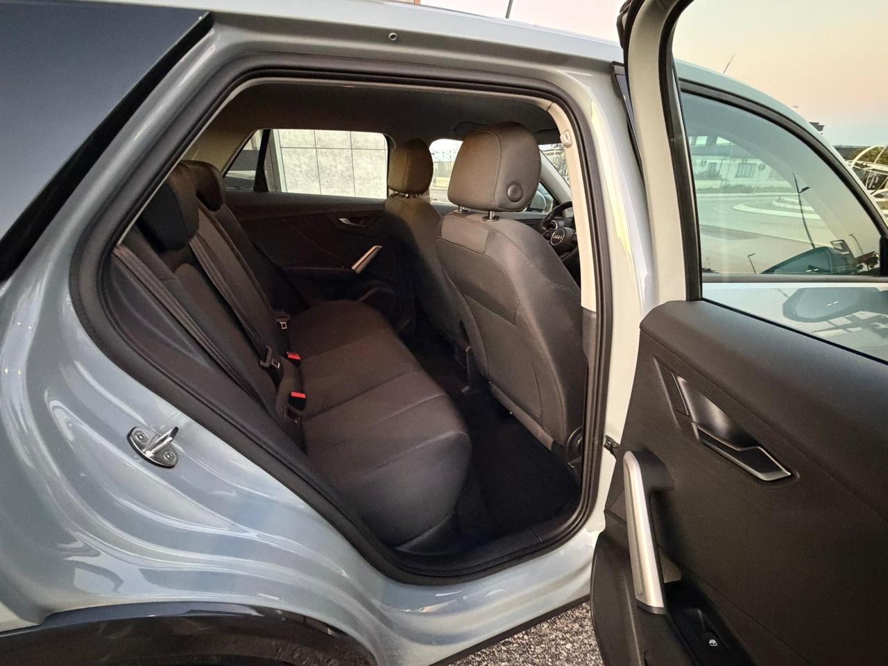 Audi Q2 30 TFSI Business