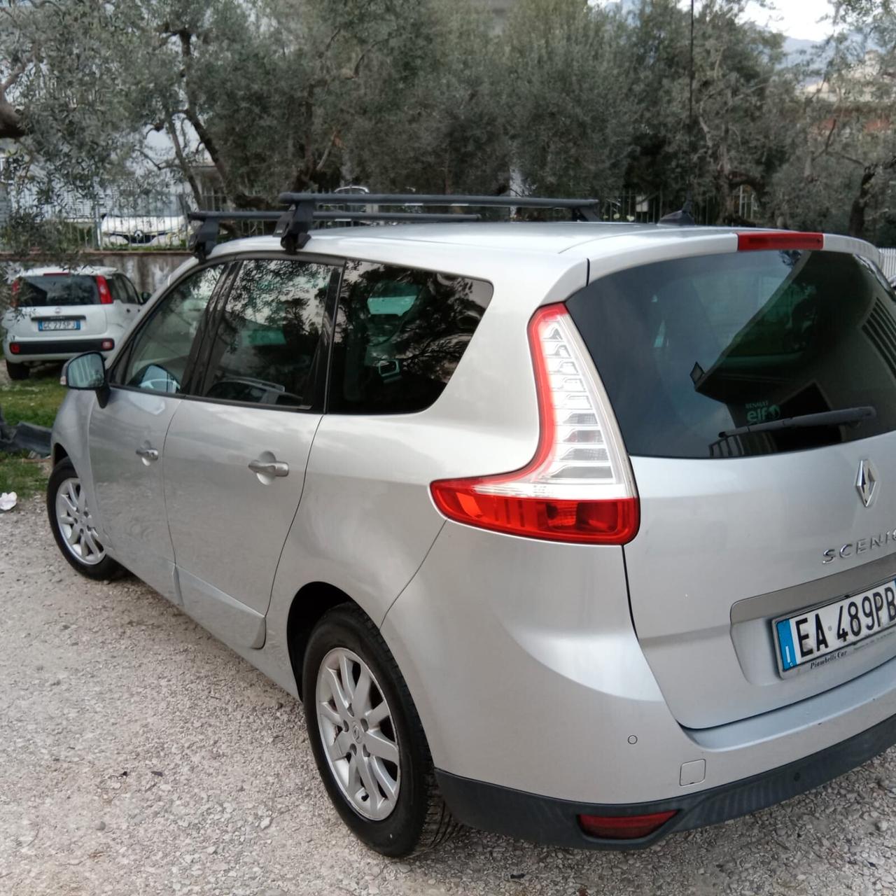 Renault Scenic Scénic 1.9 dCi 130CV EleGO