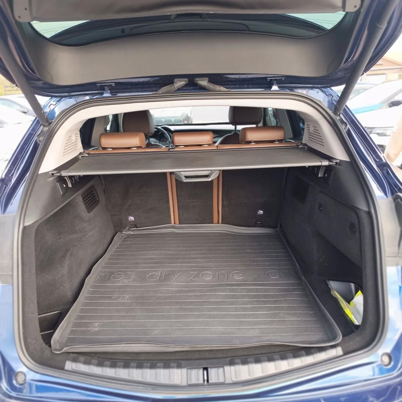 Alfa Romeo Stelvio Q4 210CV