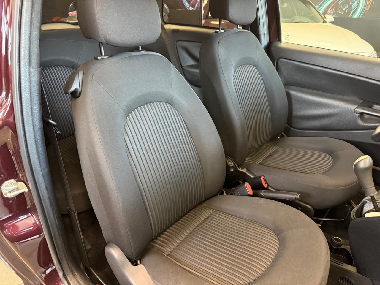 Lancia Ypsilon 1.3 MJT 75 CV Argento