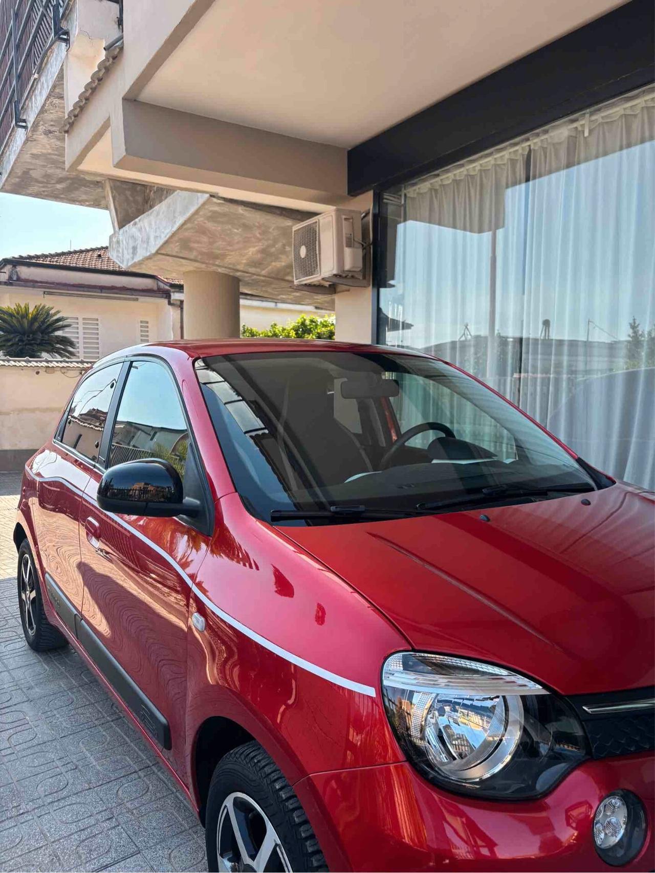 Renault Twingo TCe 90 CV EDC Lovely