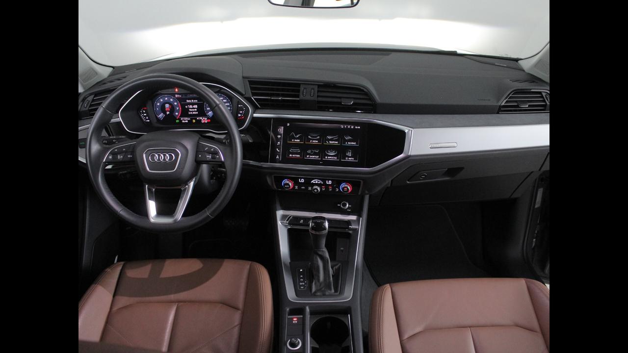 AUDI Q3 II 2018 - Q3 35 1.5 tfsi Business Advanced s-tronic