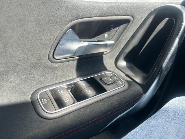 MERCEDES-BENZ CLA 220 d Automatic AMG Premium