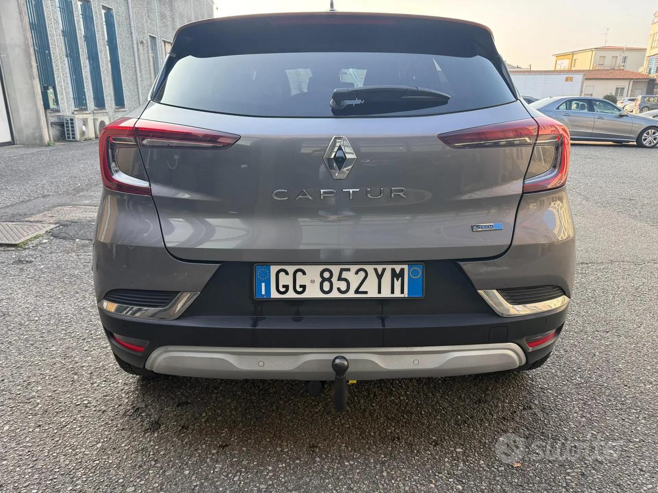 Renault Captur 1.6 E-Tech hybrid Intens 145cv auto