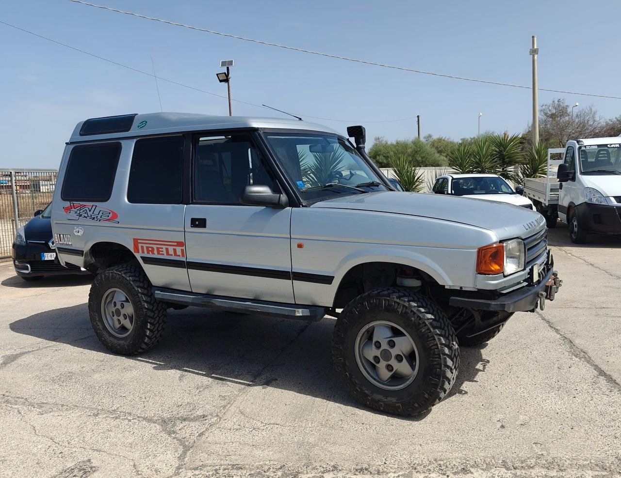 Land Rover Discovery 2.5 Tdi modello 300