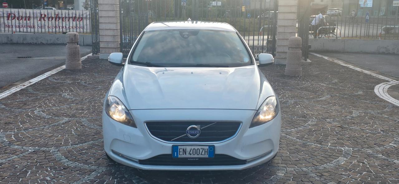 Volvo V40 D4 Summum