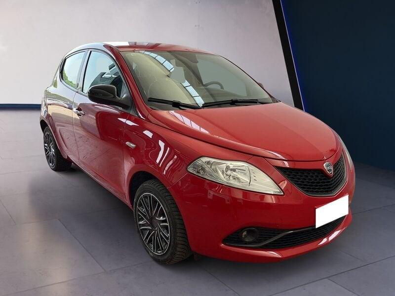 Lancia Ypsilon III 2015 1.0 hybrid Gold s&s 70cv