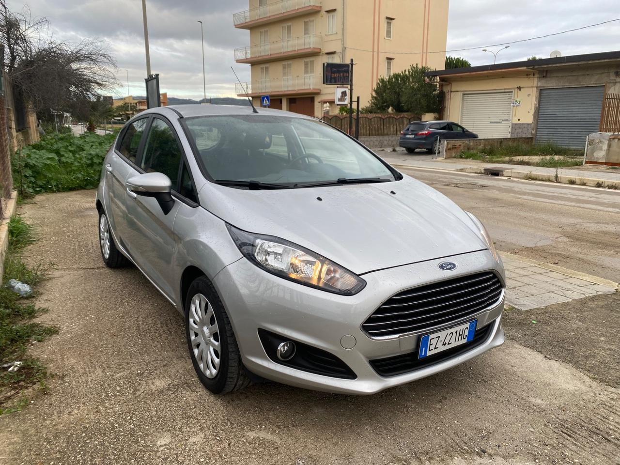 Ford Fiesta 1.5 TDCi 75CV 5 porte