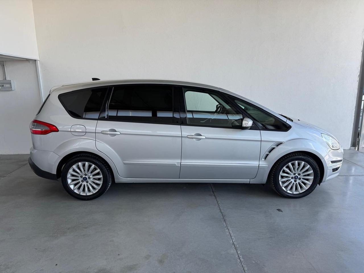 Ford S-Max 2.0 TDCi 140CV Nav Edition