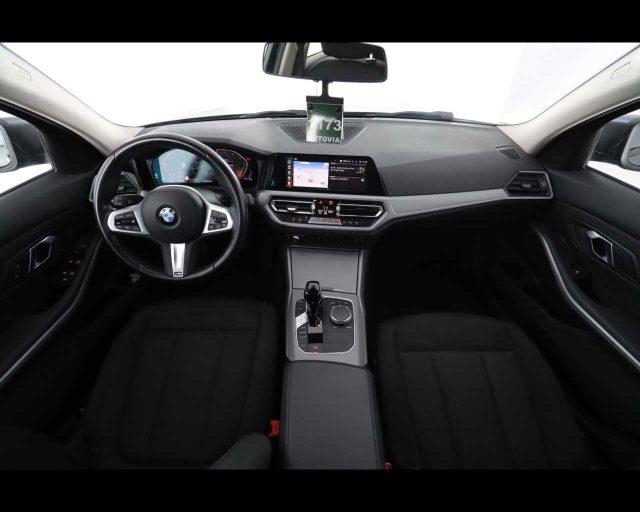 BMW 320 d 48V Touring Business Advantage