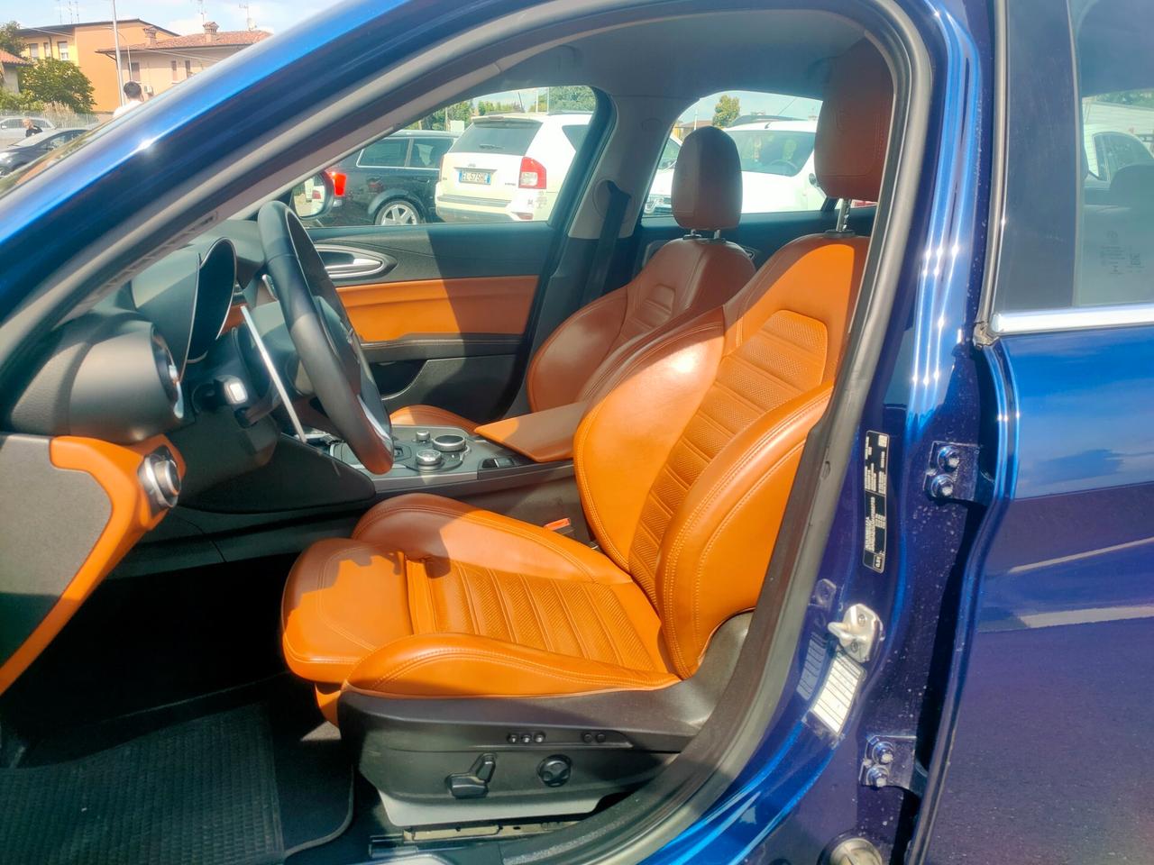 Alfa Romeo Giulia 2.2 Turbodiesel 210 CV AT8 AWD Q4 Veloce