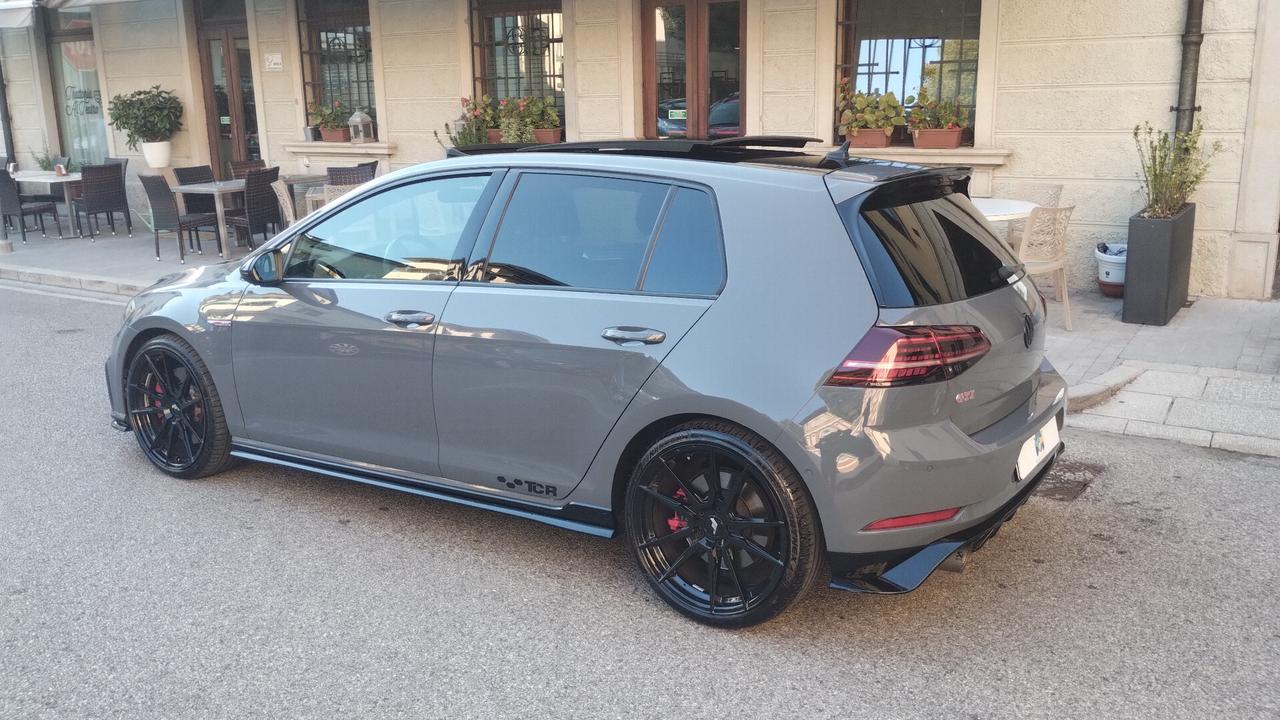 Volkswagen Golf GTI 2.0 TSI TCR DSG 5p. BlueMotion Technology