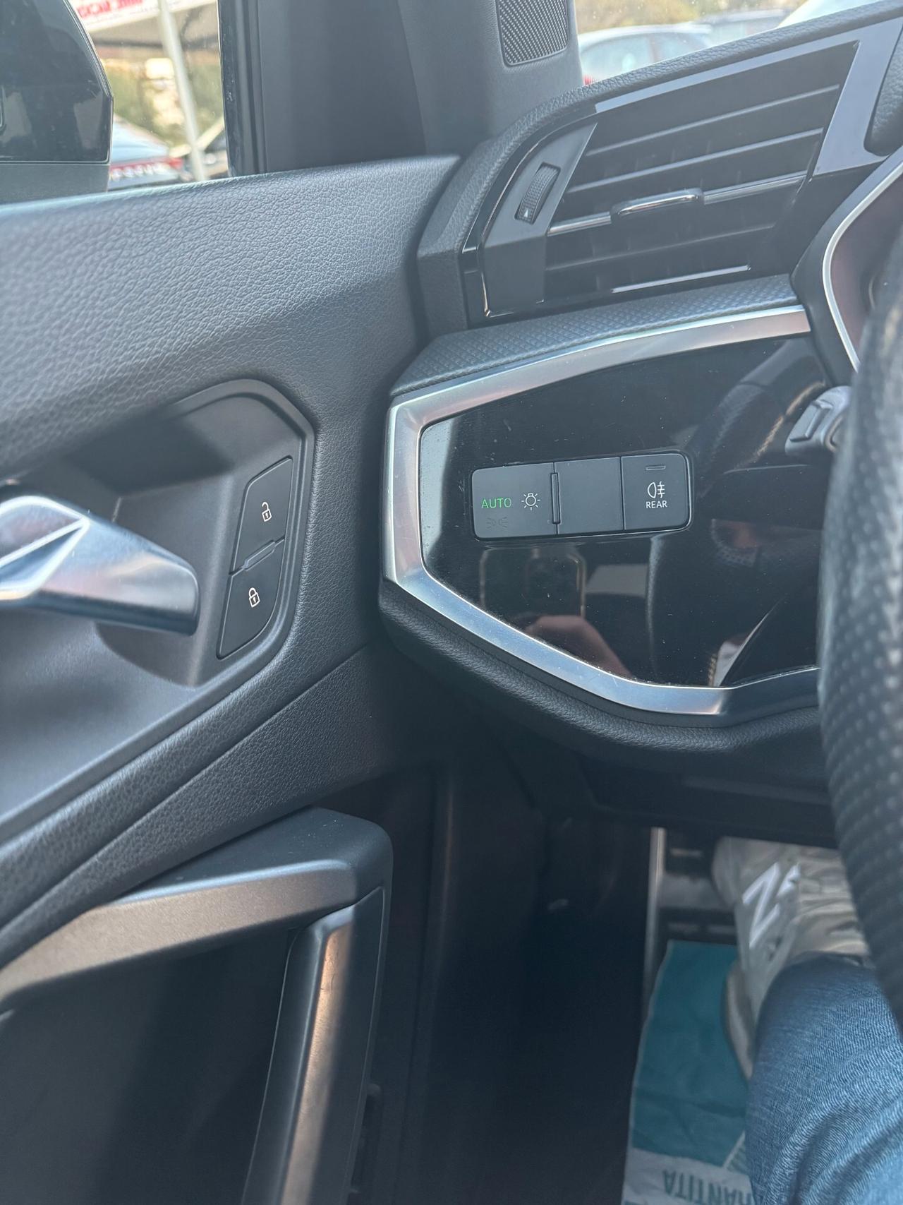 Audi Q3 35 TDI S line edition TETTO APRIBILE