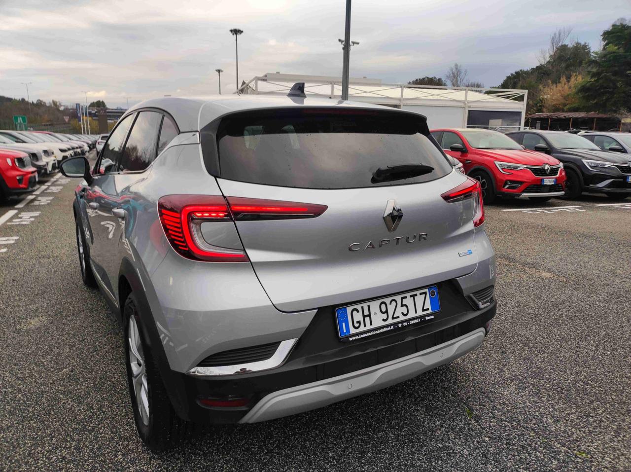 RENAULT Captur II 2019 - Captur 1.6 E-Tech hybrid Intens 145cv auto