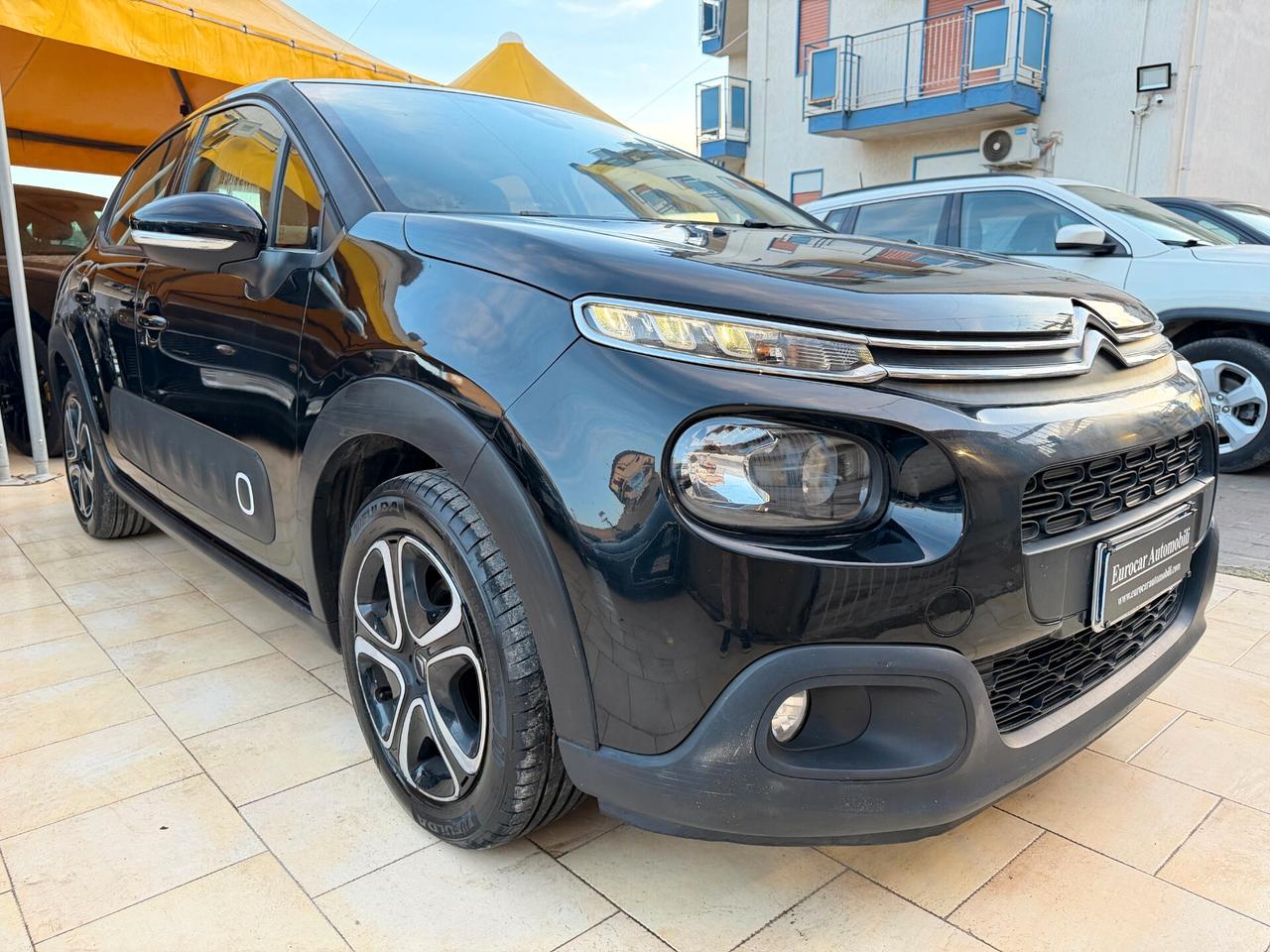 Citroen C3 PureTech - Shine 2019 RETROCAMERA