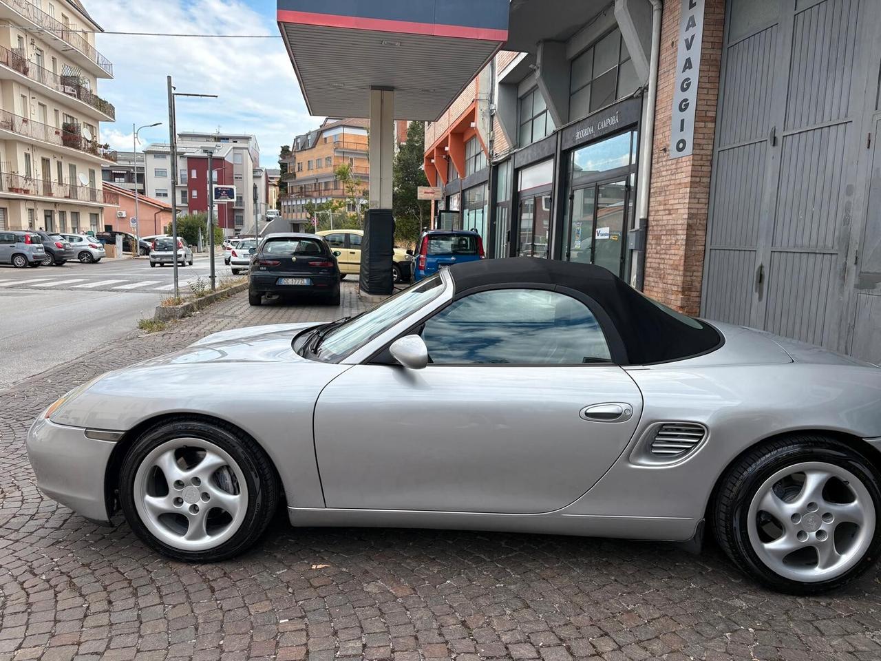 Porsche Boxster 2.5i 24V cat