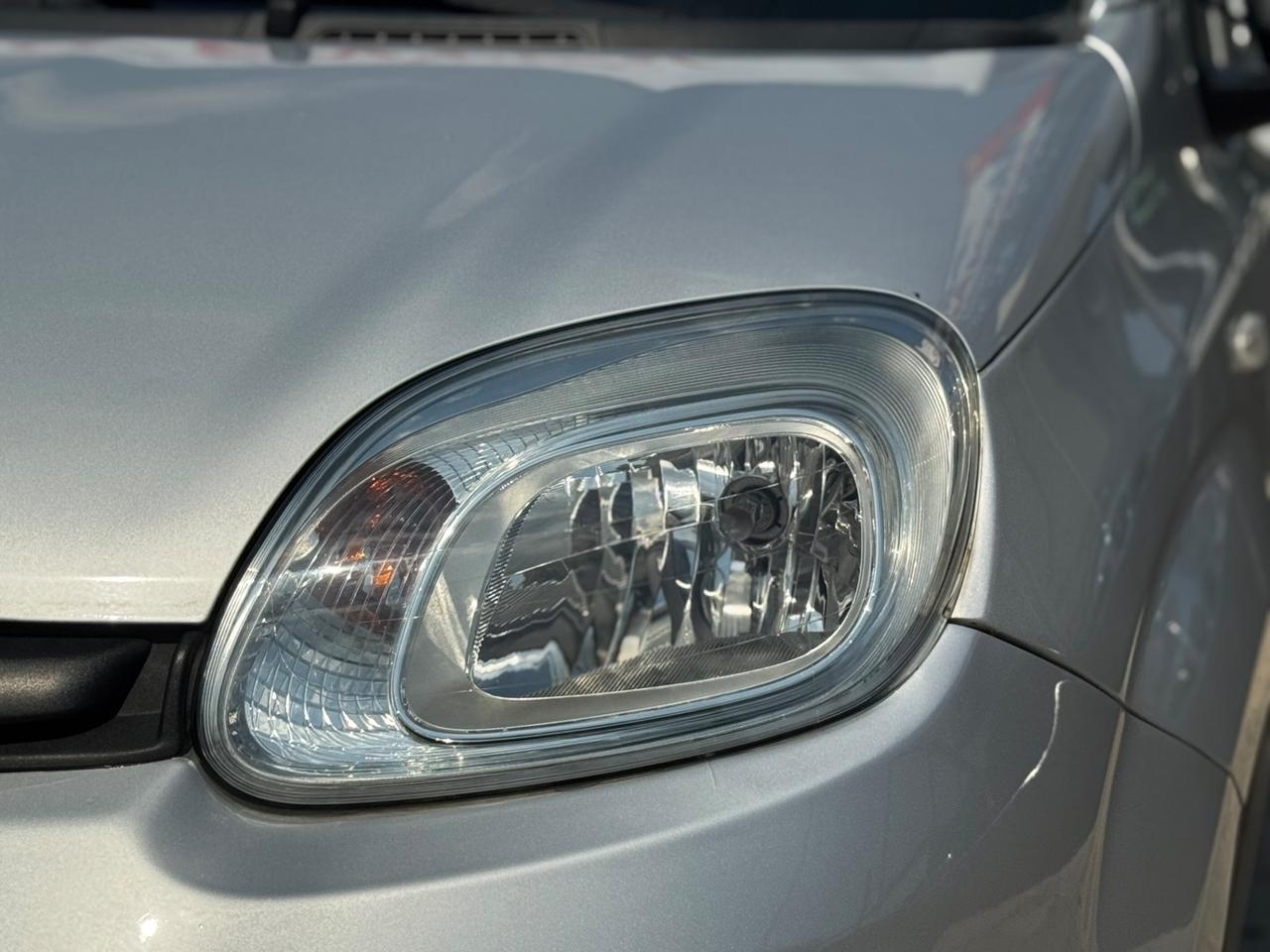 FIAT PANDA 1.2 BENZINA 70 CV EASY NEO PATENTATI
