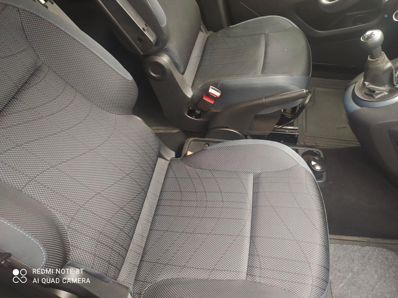 Peugeot Partner Tepee 1.6 HDi 92CV Active