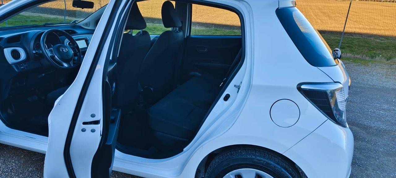 Toyota Yaris 1.5 Hybrid 5 porte Lounge