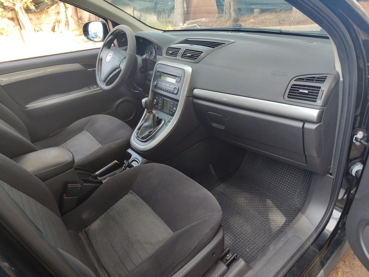 Fiat Croma 1.9 Multijet Emotion