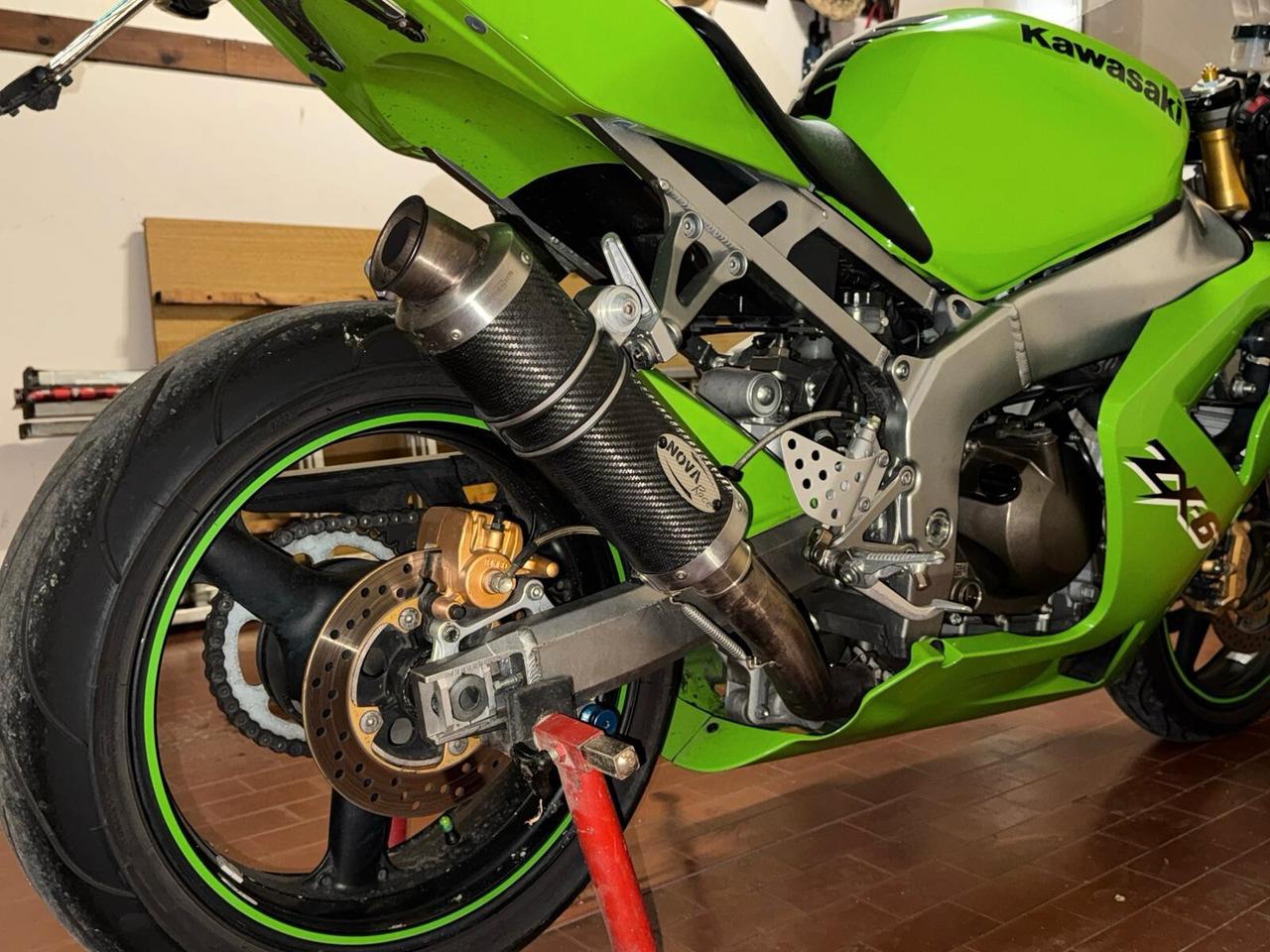 Kawasaki Ninja ZX-6 r-636