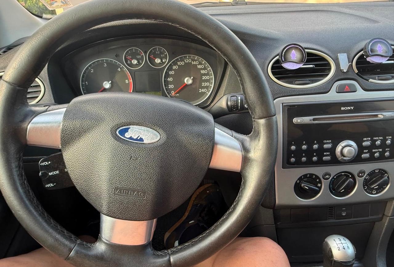 Ford Focus 1.6 TDCi (110CV) 3p. Tit. DPF