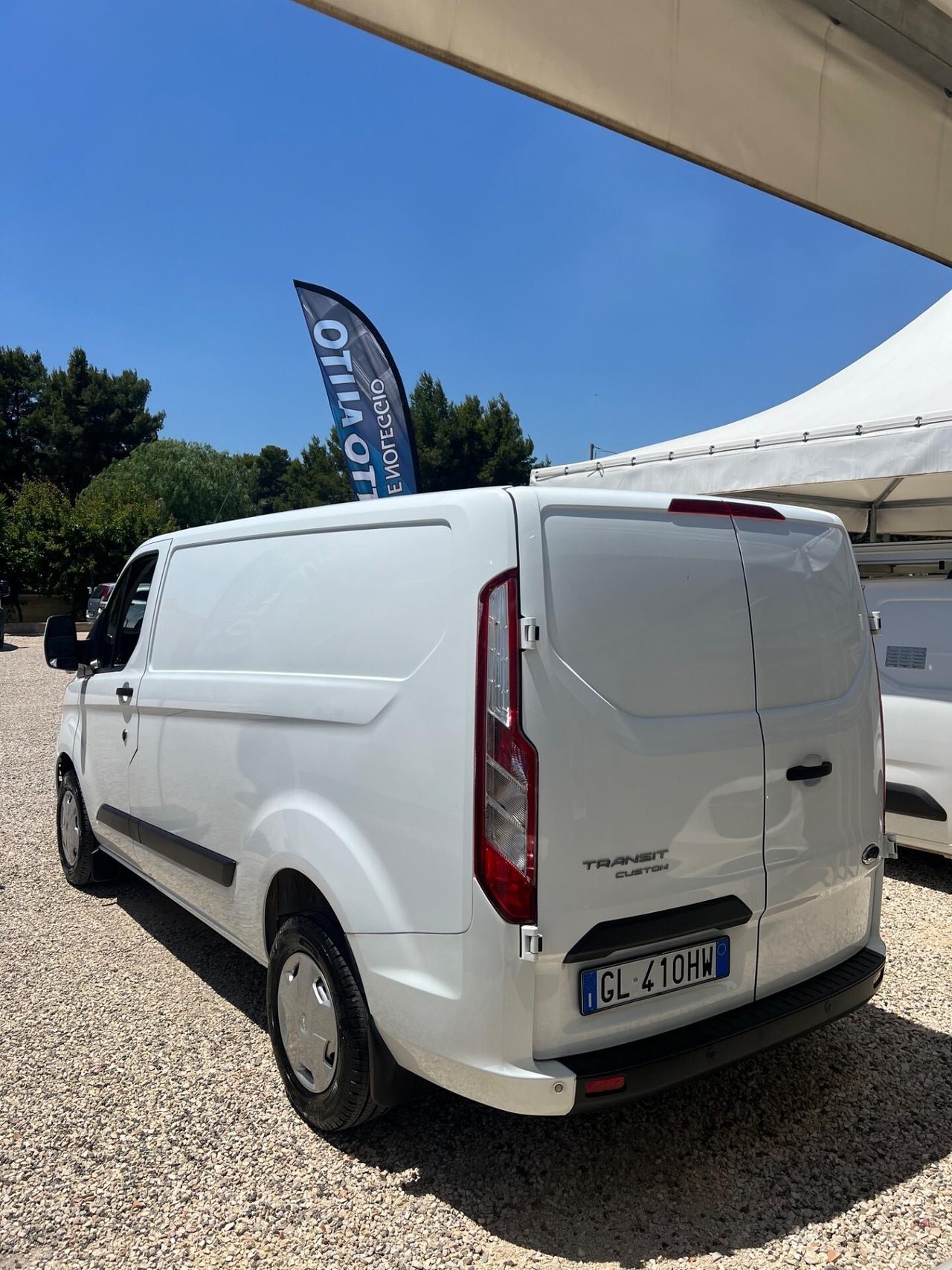Ford Transit Custom L1H1 2022 3 posti