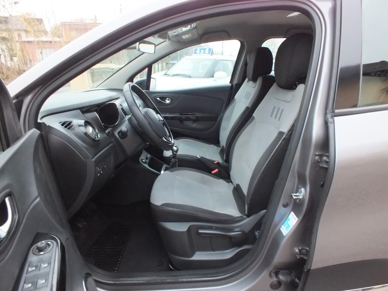 RENAULT CAPTUR 110 CV- RETROCAMERA-NAVI-