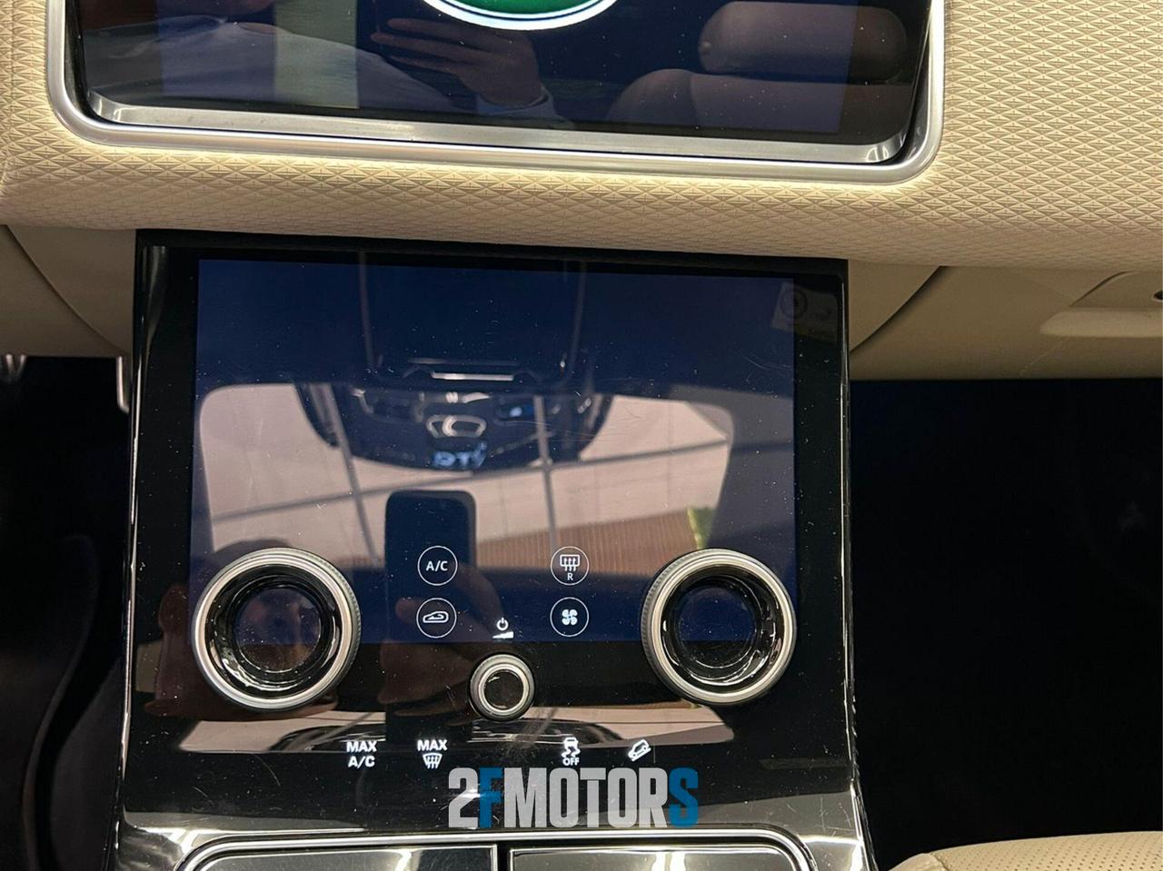 Land Rover Range Rover Velar 2.0D I4 240 CV HSE