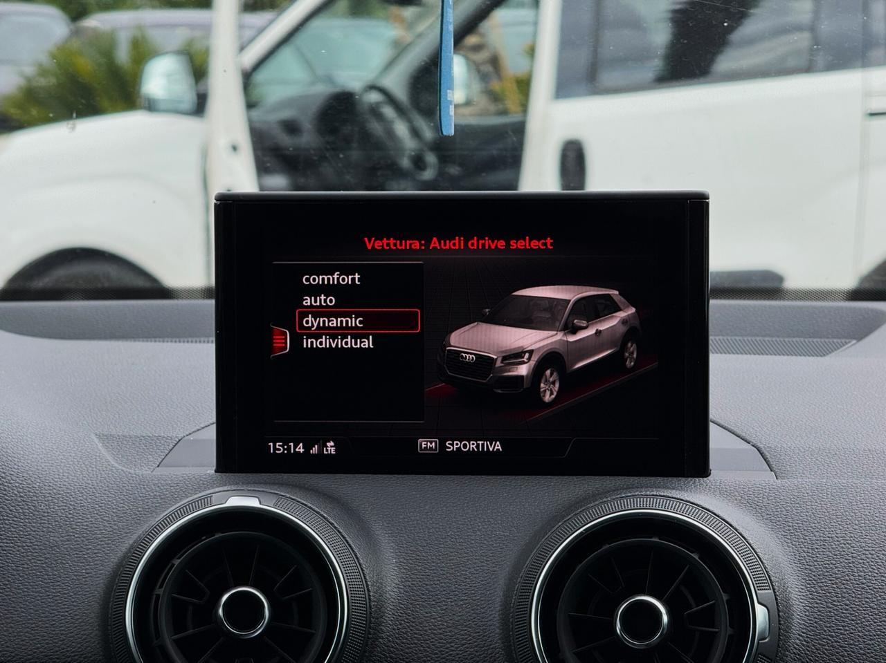 Audi Q2 30 TDI S line S-tronic 116CV MY20 MATRIX