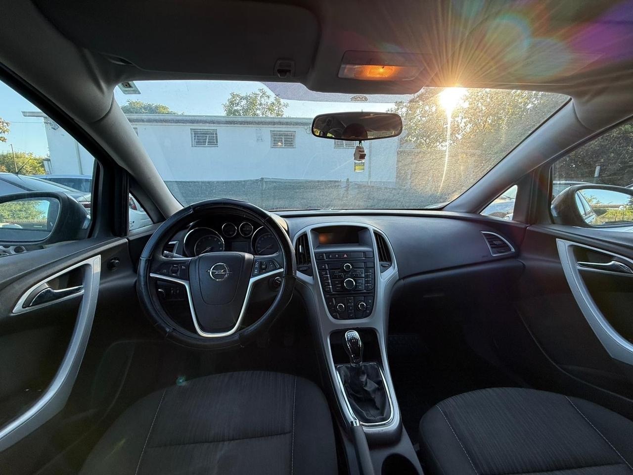 Opel Astra 1.4 Turbo 140CV Sports Tourer GPL Tech Cosmo