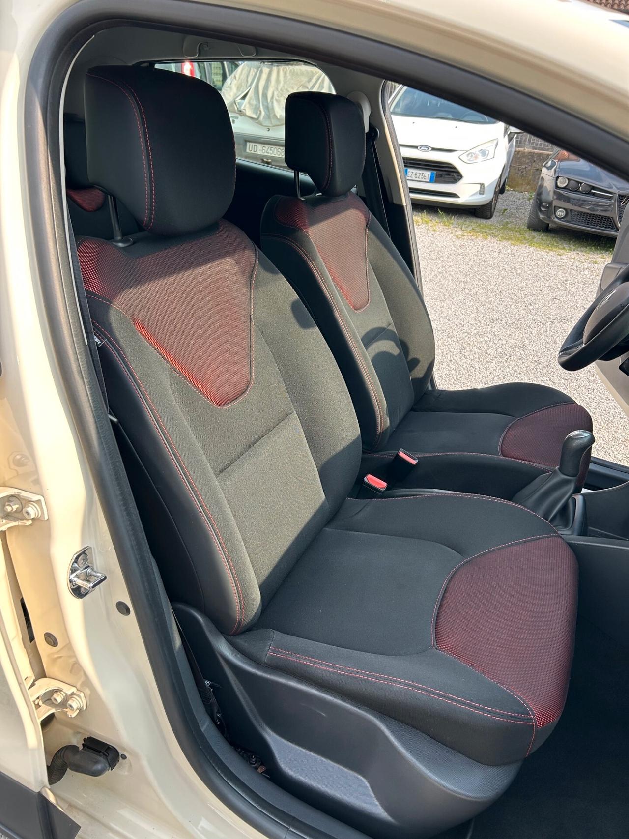 Renault Clio 1.2 75CV GPL 5 p-UNIPROPRIETARIO