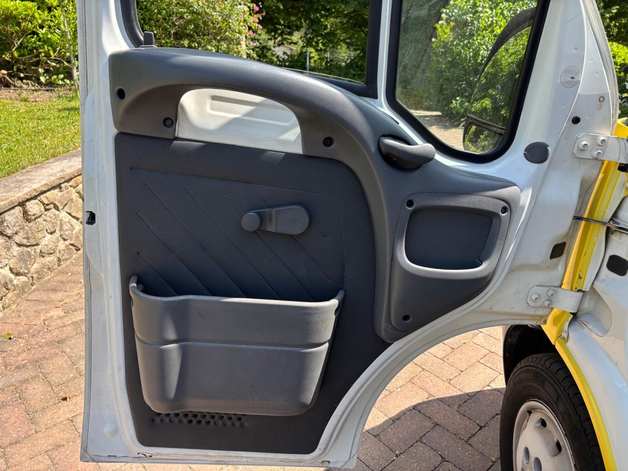 Fiat Ducato 15 2.8 JTD VETRATO