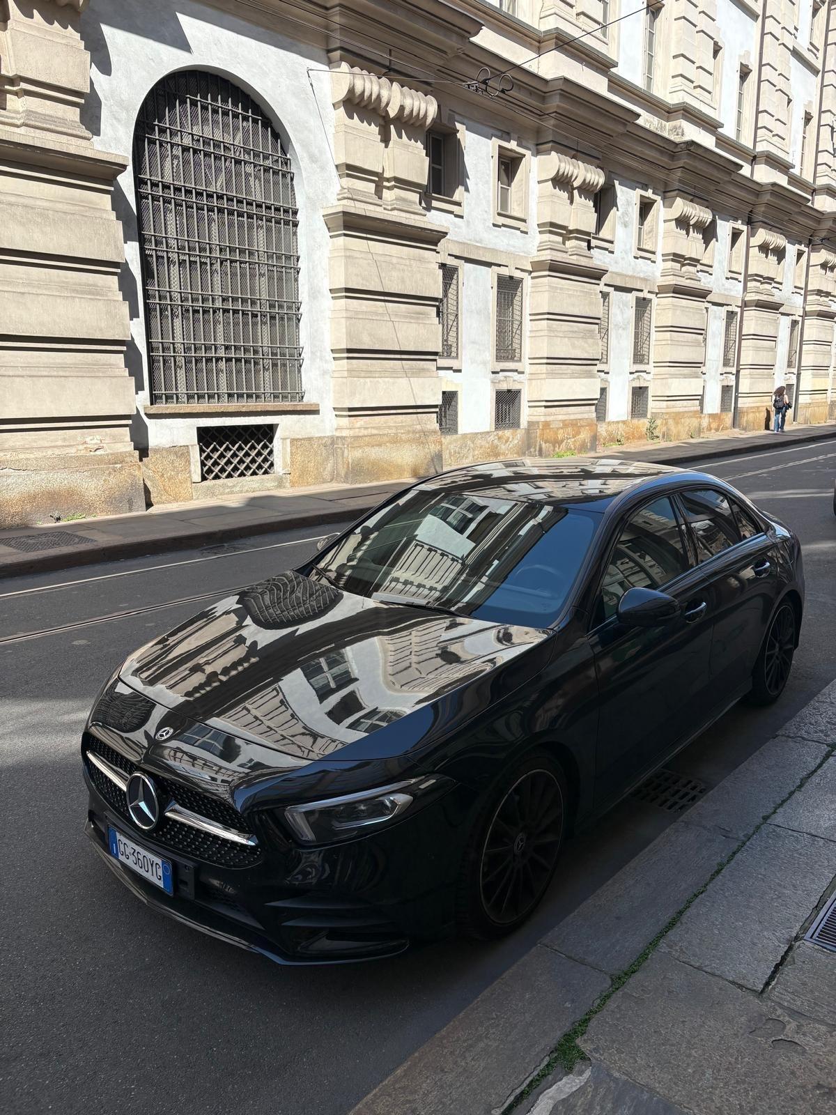 Mercedes-benz A 200 Premium AMG