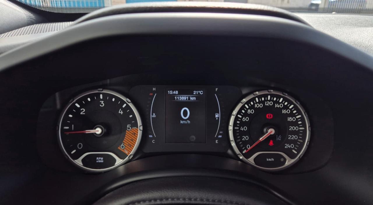 Jeep Renegade 1.6 Mjt 130CV Night Eagle