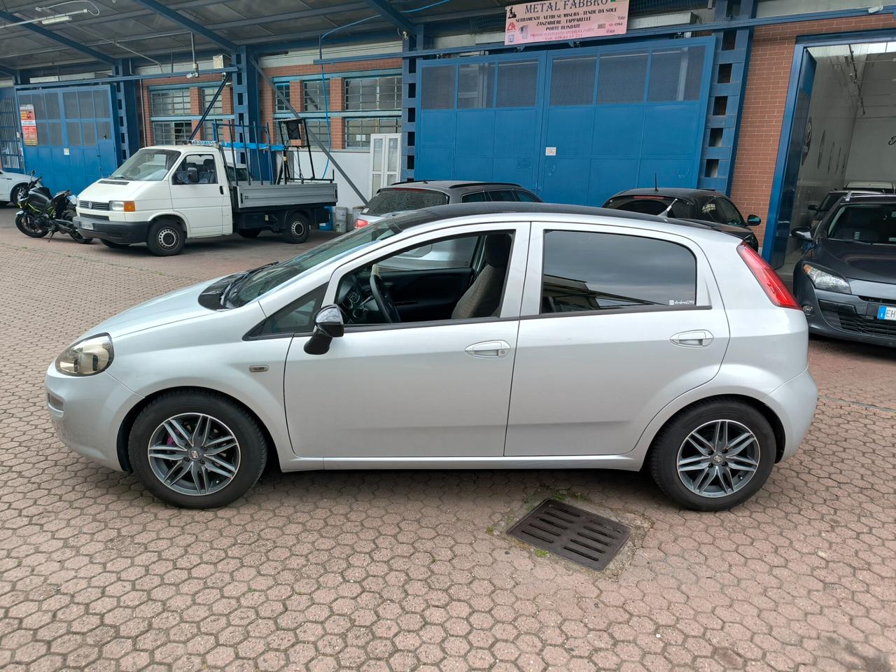 Fiat Punto 1.2 8V 5 porte Street 63 mila km neopatentati