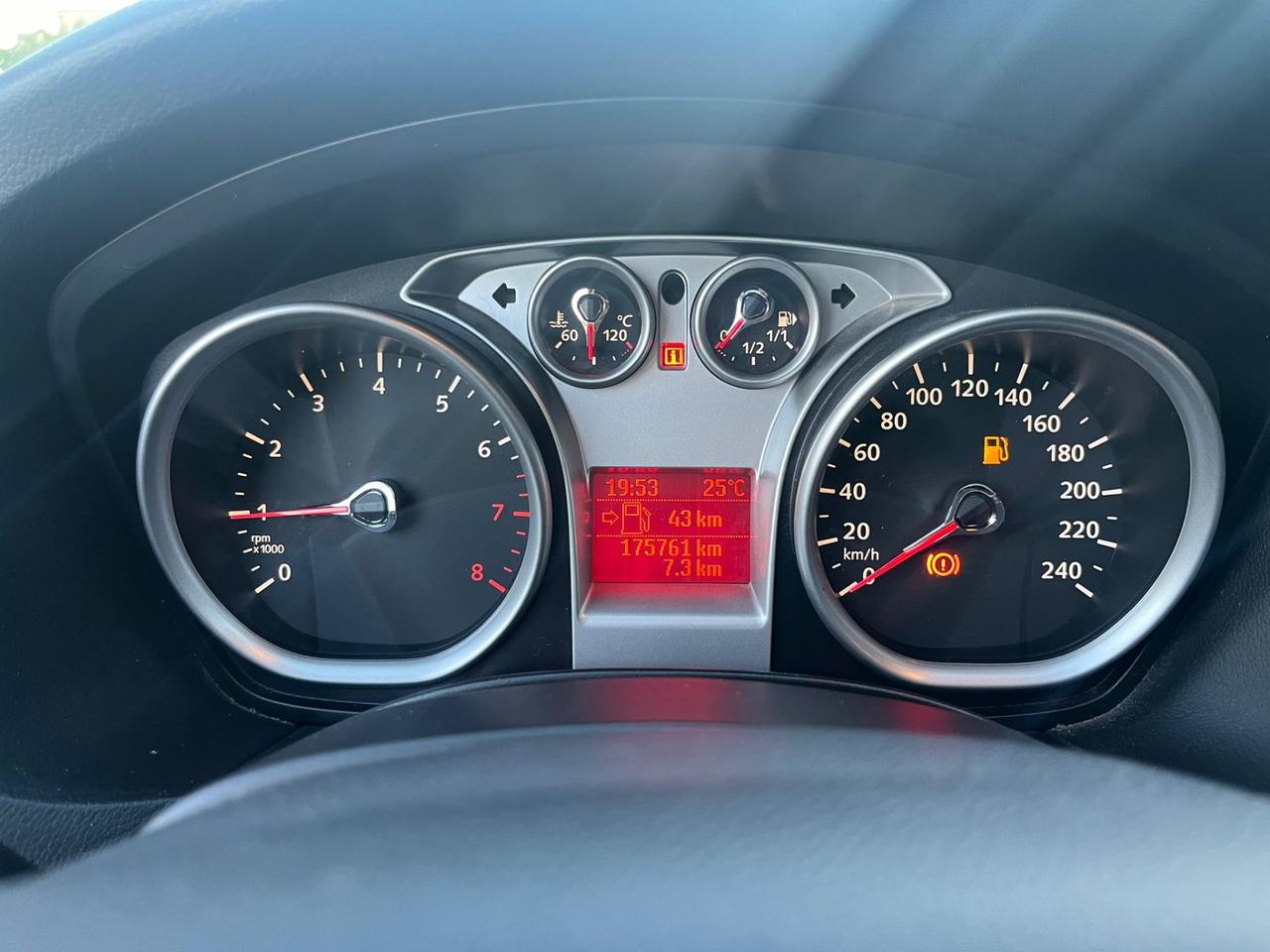 Ford Focus 1.6 benzina SW Titanium - Unipro 2008