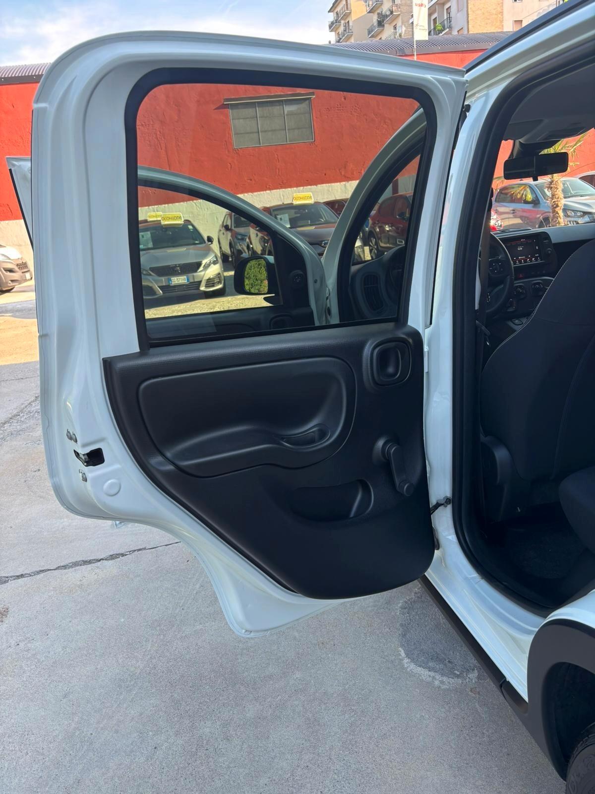 Fiat Panda Cross 1.0 FireFly S&S Hybrid