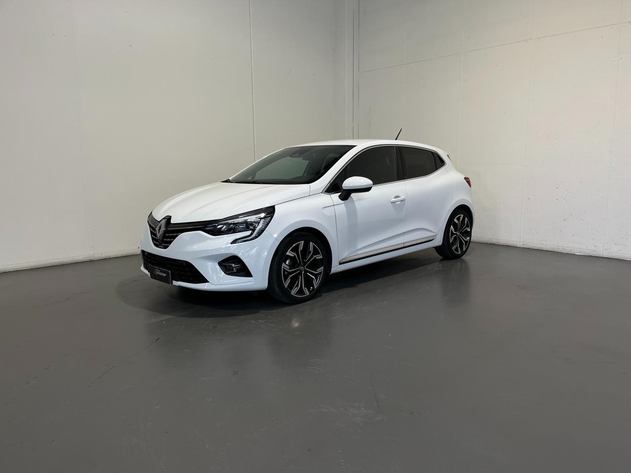 RENAULT CLIO 1.6 E-TECH HYBRID AUTO INTENS