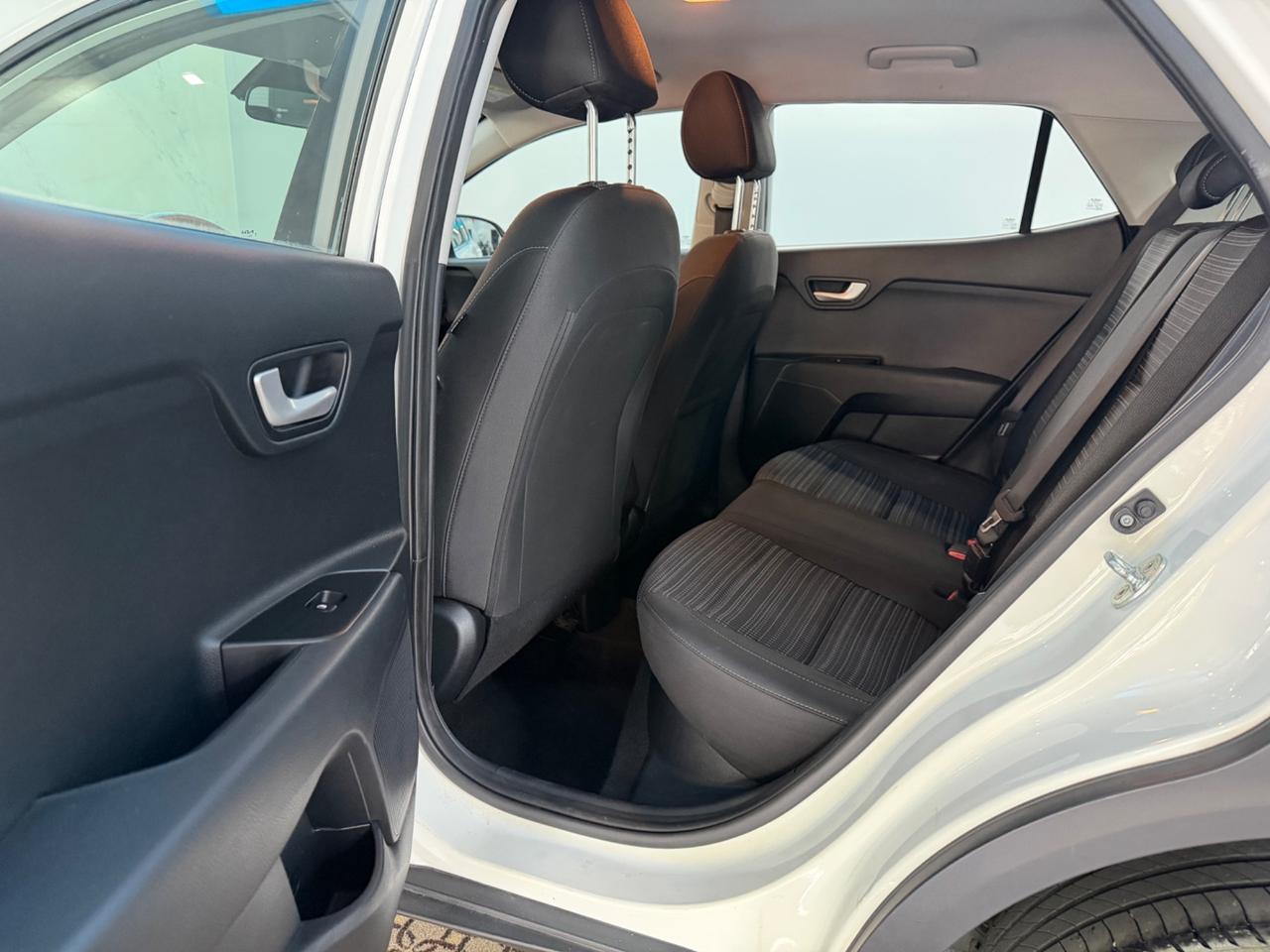 Kia Stonic 1.0 T-GDi 100 CV MHEV iMT GT Line