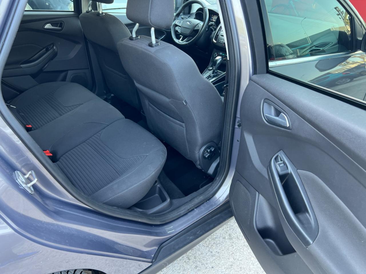 Ford Focus 1.5 TDCi 120 CV Start&Stop Powershift Titanium