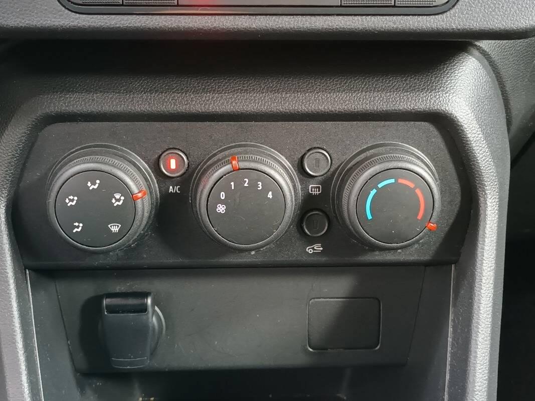 Dacia Jogger 100 cv GPL Comfort-7 POSTI