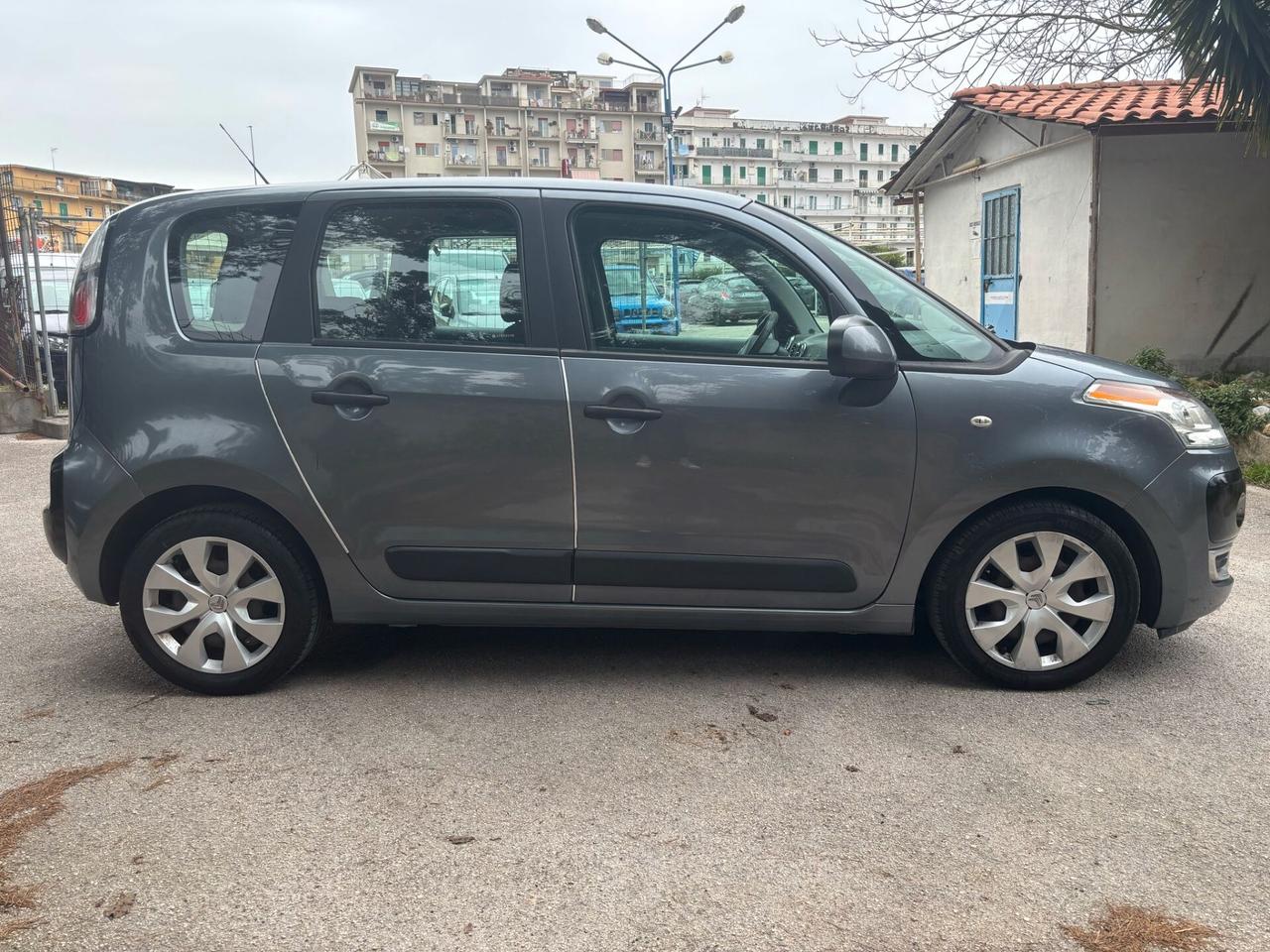 CITROEN C3 PICASSO 1.4 VTi Exclusive - 2011