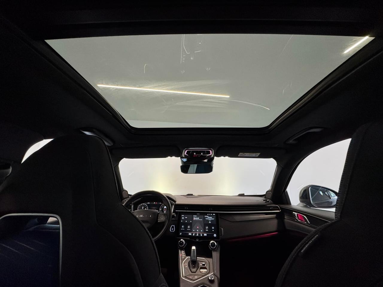 Lynk&co 01 PHEV